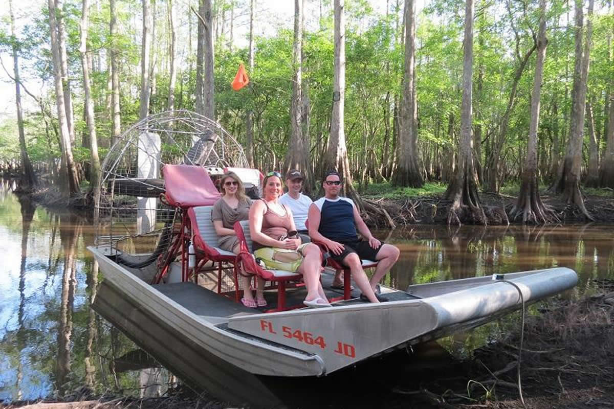 What you should not wear during Airboat rides in Orlando