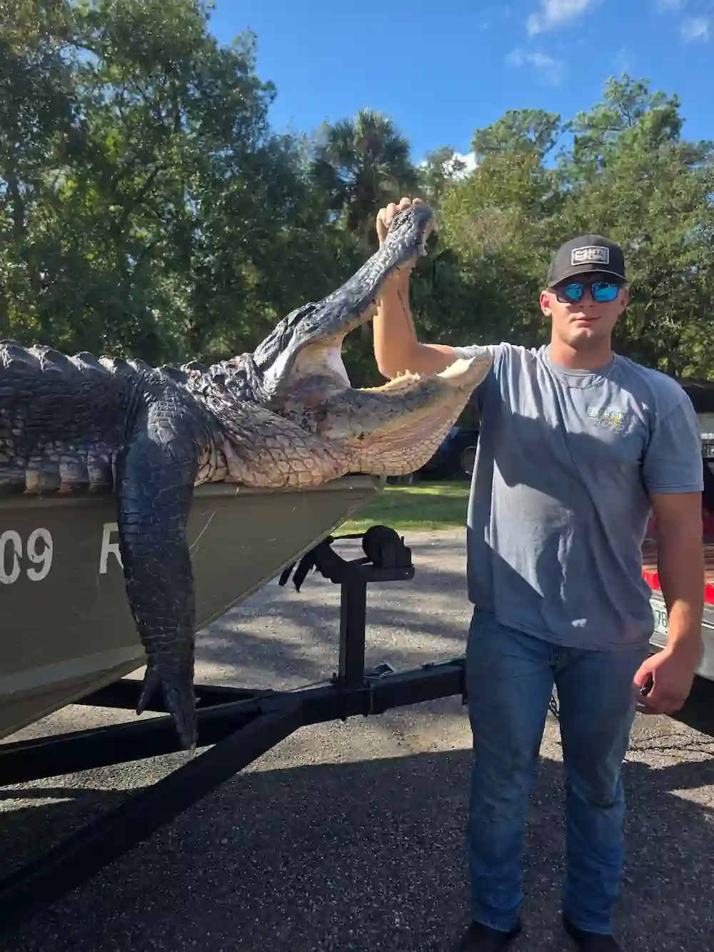 Switchgrass Outfitters Alligator Hunts